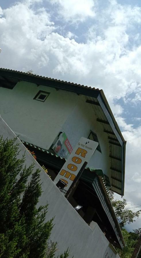 Haldummulla The Misty Mountain Guest House מראה חיצוני תמונה